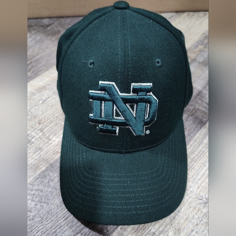 Notre Dame Fighting Irish Zephyr Kelly Green Fitted Hat Cap Size 7 1/4